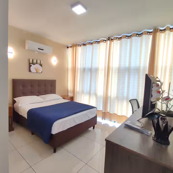 Céntrico Studio — A/C, wifi, baño privado — 1