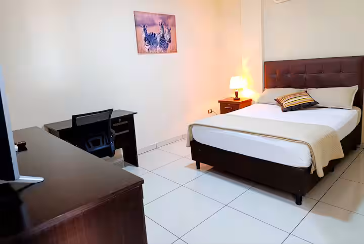 Express Studio — baño privado, wifi, TV — 1