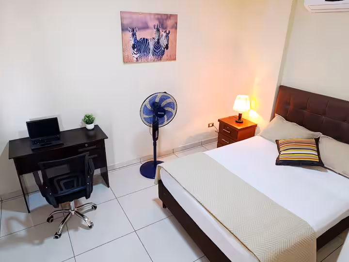 Express Studio — baño privado, wifi, TV — 4